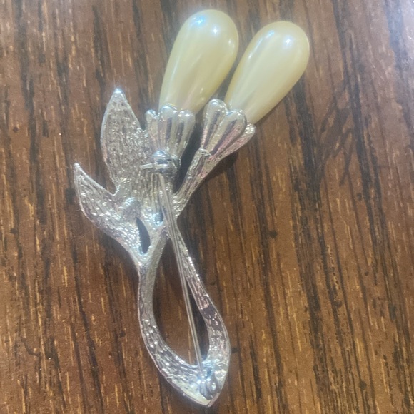Brooch - Picture 2 of 2